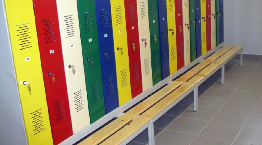 Kilnojamųjų stelažų, mobilių spintų, metalinių sandėlio biuro baldų gamintojas, Lenkija