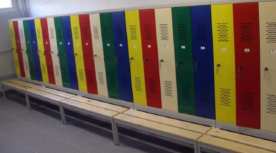 Kilnojamųjų stelažų, mobilių spintų, metalinių sandėlio biuro baldų gamintojas, Lenkija